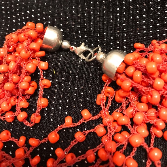 Fabulous vintage hand beaded necklace. - Picture 5 of 5